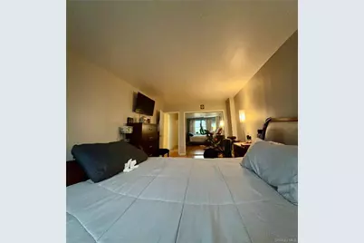 61-20 Grand Central Parkway #B 708, Forest Hills, NY 11375 - Photo 22