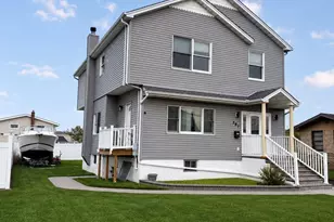 587 Miller Ave, Freeport, NY 11520 - Photo 2