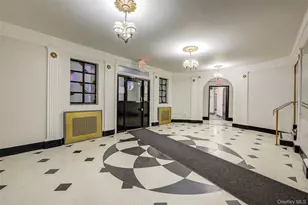 72-11 110th St, Forest Hills, NY 11375 - Photo 22