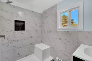 339 Barton Ave, Patchogue, NY 11772 - Photo 20