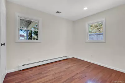 339 Barton Avenue, Patchogue, NY 11772 - Photo 12