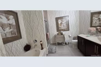 17 Greentree Court, Shirley, NY 11967 - Photo 28