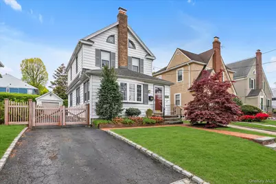 20 Highland Place, Great Neck, NY 11020 - Photo 20