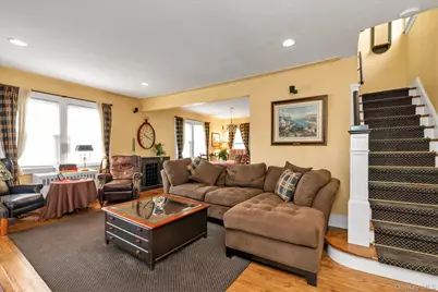 20 Highland Place, Great Neck, NY 11020 - Photo 4