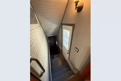 35 S Franklin Avenue, Valley Stream, NY 11580 - Photo 8