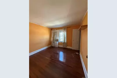 35 S Franklin Avenue, Valley Stream, NY 11580 - Photo 10
