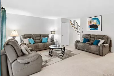 7 Roundtree Court, Beacon, NY 12508 - Photo 8