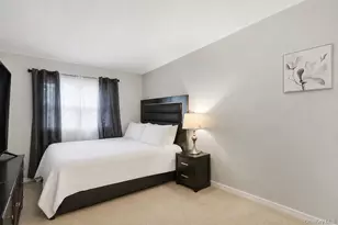 7 Roundtree Ct, Beacon, NY 12508 - Photo 12