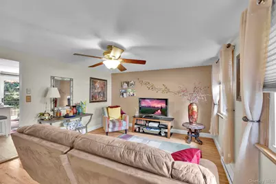 106 Parr Meadow Drive #1F, Newburgh, NY 12550 - Photo 8