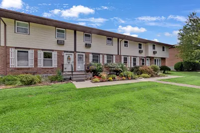 106 Parr Meadow Drive #1F, Newburgh, NY 12550 - Photo 2