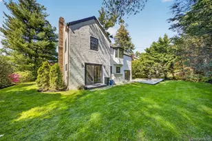 102 Quaker Ridge Rd, Manhasset, NY 11030 - Photo 20