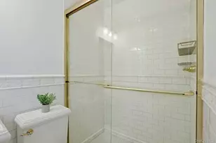 8 Ann Pl, Valhalla, NY 10595 - Photo 14