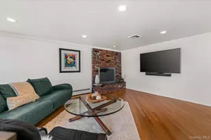24 Mesa Rd, Syosset, NY 11791 - Photo 22