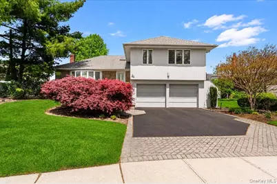 24 Mesa Road, Syosset, NY 11791 - Photo 2