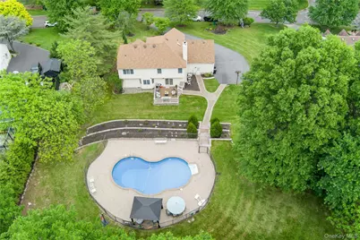 8 Stark Court, New City, NY 10956 - Photo 2