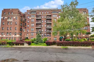 485 Pelham Rd, New Rochelle, NY 10805 - Photo 2