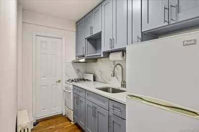 2067 32nd Street, Astoria, NY 11105 - Photo 8