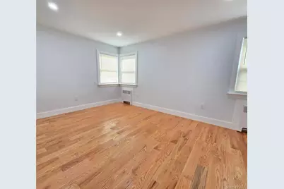 4081 Grace Avenue, Bronx, NY 10466 - Photo 12