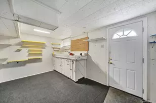 393 Coleridge St, Levittown, NY 11756 - Photo 14