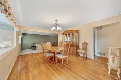 393 Coleridge Street, Levittown, NY 11756 - Photo 6