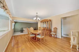 393 Coleridge St, Levittown, NY 11756 - Photo 6