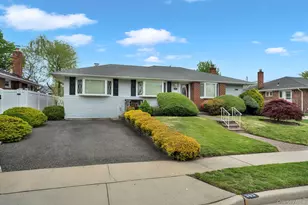 393 Coleridge St, Levittown, NY 11756 - Photo 2