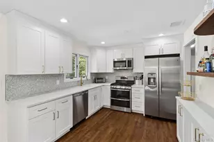 135 Pembroke Dr, East Hampton, NY 11937 - Photo 22