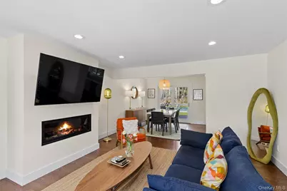 135 Pembroke Drive, East Hampton, NY 11937 - Photo 12
