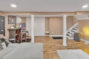 27 Camp Dr, Selden, NY 11784 - Photo 26