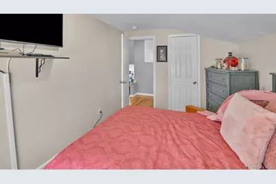 27 Camp Drive, Selden, NY 11784 - Photo 20