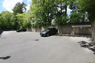 175 Maple Avenue #4I, Westbury, NY 11590 - Photo 34