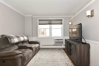 370 W Broadway #4Y, Long Beach, NY 11561 - Photo 6
