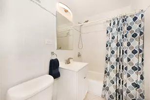 370 W Broadway, Long Beach, NY 11561 - Photo 18