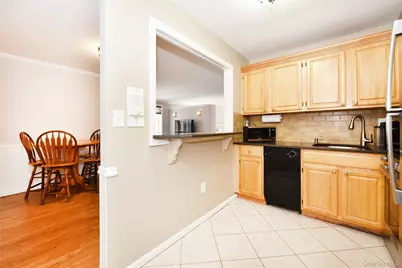 370 W Broadway #4Y, Long Beach, NY 11561 - Photo 16