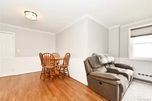 370 W Broadway, Long Beach, NY 11561 - Photo 8