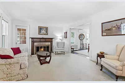24 Grandview Avenue, White Plains, NY 10605 - Photo 4