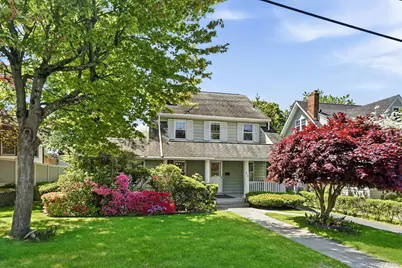 24 Grandview Avenue, White Plains, NY 10605 - Photo 1