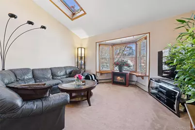 33 Broadway Avenue, Holtsville, NY 11742 - Photo 2