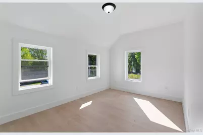 207 E Main Street, Port Jervis, NY 12771 - Photo 24