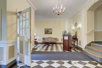 77-34 113th Street #6C, Forest Hills, NY 11375 - Photo 2