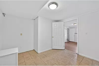31 Monarch Drive, Newburgh, NY 12550 - Photo 36