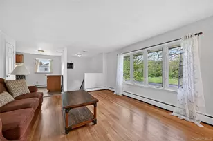 31 Monarch Dr, Newburgh, NY 12550 - Photo 8
