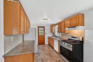 31 Monarch Dr, Newburgh, NY 12550 - Photo 10