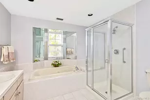 1 Plantation Dr, Hauppauge, NY 11788 - Photo 28
