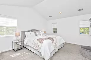 1 Plantation Dr, Hauppauge, NY 11788 - Photo 24