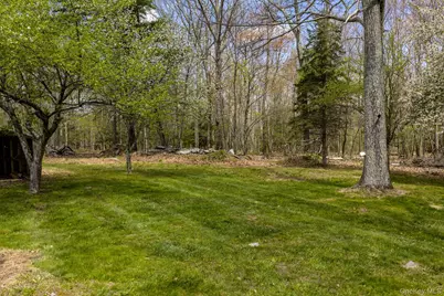 88 W Peenpack Trail, Sparrow Bush, NY 12780 - Photo 36