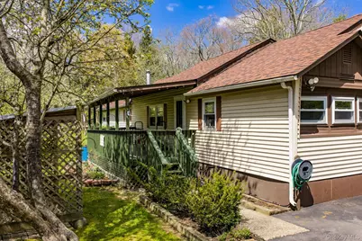 88 W Peenpack Trail, Sparrow Bush, NY 12780 - Photo 1