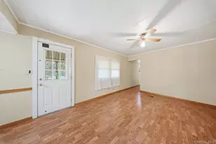 88 W Peenpack Trail, Sparrow Bush, NY 12780 - Photo 6