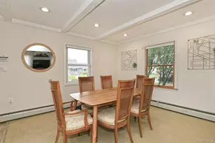 17 Ring Ln, Levittown, NY 11756 - Photo 8