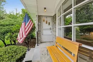 1055 Mamaroneck Ave, White Plains, NY 10605 - Photo 2